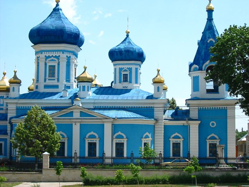 http://commons.wikimedia.org/wiki/File:Moldavian_orthodox_church.jpg